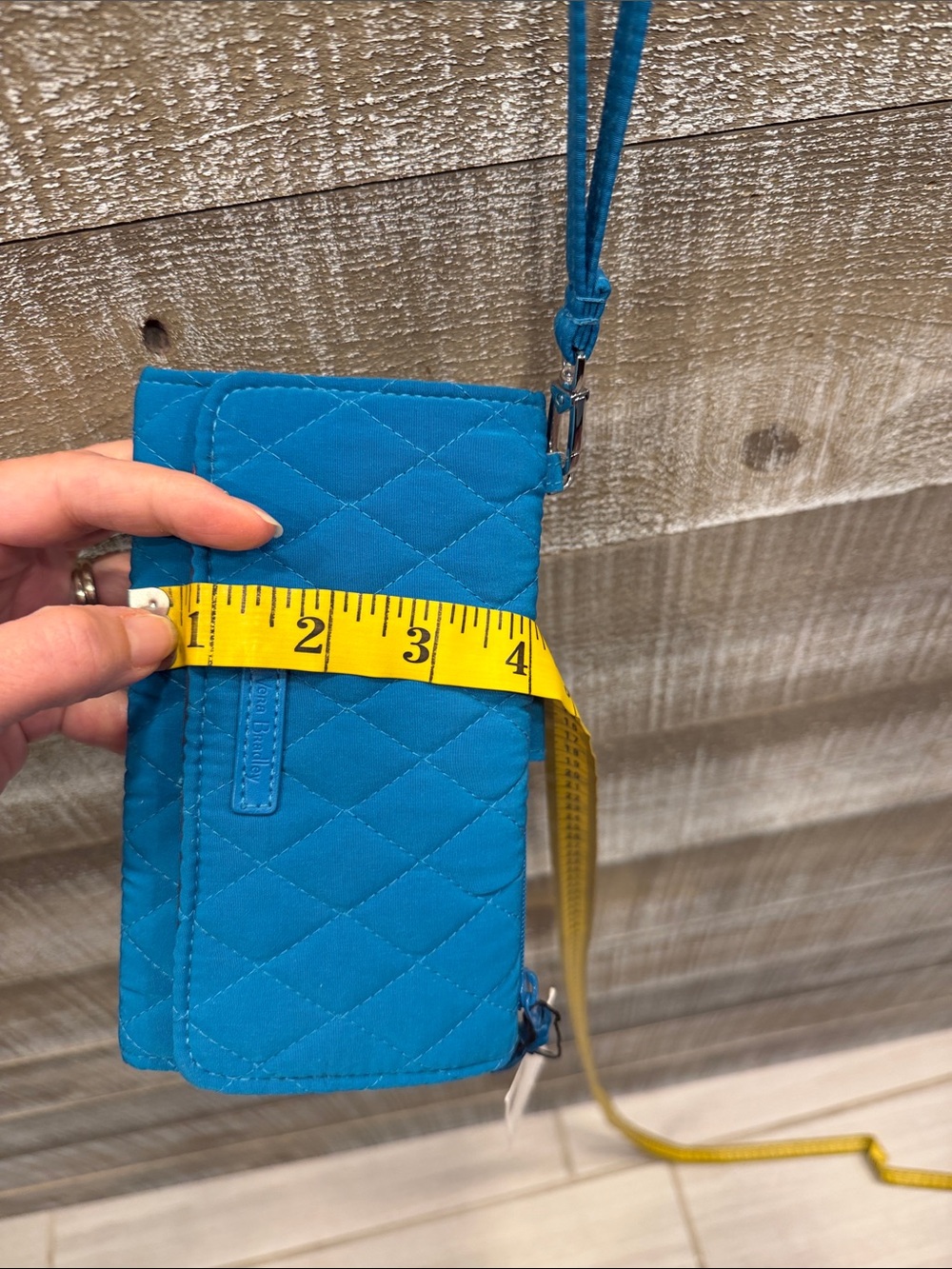 Vera Bradley Quilted Blue Smartphone Wristlet Wallet - Picture 5 of 6
